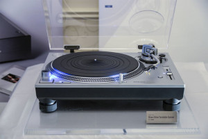 Go analog in a digital world, and take our favorite turntables for a spin
