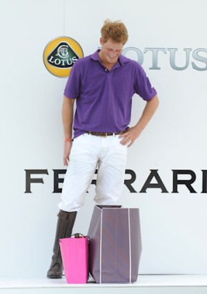 prince-harry-shopping-bags