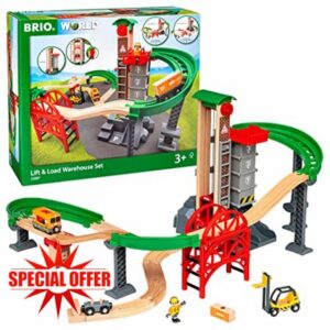 BRIO World Railway Lift & Load Warehouse Set for Children Age 3 Years Up - Compatible With All BRIO Trains and Accessories - Kids Gifts