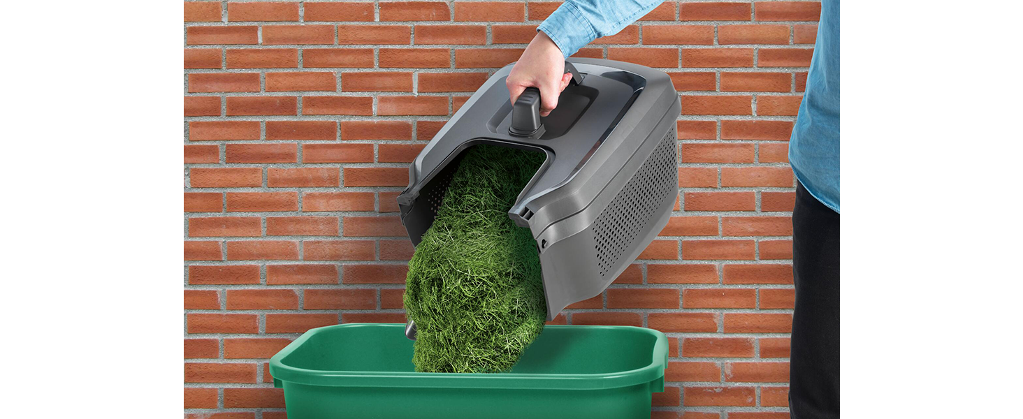 large grassbox with tongue design making it easier to remove and dispose of your grass clippings