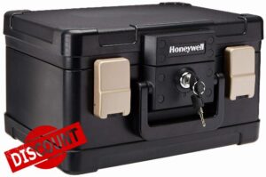 Honeywell 1102 1/2 Hour Fire/Water Safe Chest 4.3 litres
