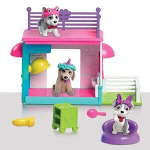 8 Piece Connectible Playset with Pet Figures and Accessories