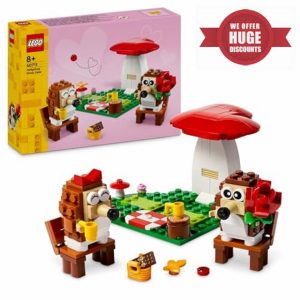 LEGO Hedgehog Picnic Date - Animal Toy Playset for 8 Plus Year Old Girls & Boys - Nature Building Set with Mushroom Model and 2 Figures - Valentine's Day Decor - Gift for Kids - 40711