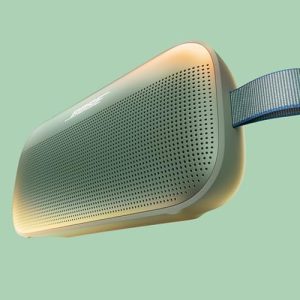 Portable Outdoor Speaker with Hi-Fi Audio