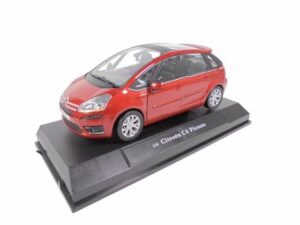 OPO 10 - 1/24 scale model car compatible with Citroën C4 Picasso red black roof - CARARAMA 848273