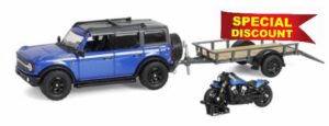 Greenlight Collectibles 32320-C Hitch and Tow Series 32-1:64 Scale Diecast Model - 2021 Ford Bronco Black Diamond - Velocity Blue Metallic with Utility Traile