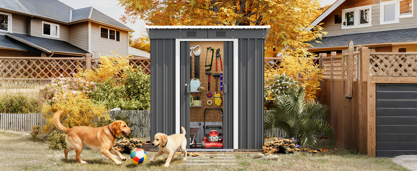 Text reads 'Unabhängige Lagerung'. Series of exterior house or building photos showing dark-colored garage doors or storage units against residential backgrounds.