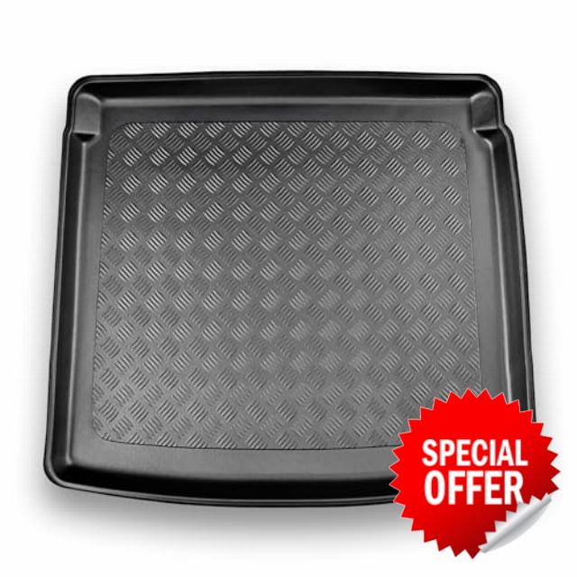 NOMAD Jaecoo 7 (2024+) Boot Liner Tailored Fit Non-Adjustable Boot Floor Car Floor Mat Protector Non Slip Waterproof Raised Edges Compatible Custom Fit Accessory Black Dog Pet Friendly Easy Install