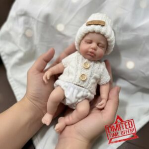 iCradle 8 Inch Silicone Baby Dolls Full Body Realistic Mini Newborn Reborn Baby Doll Sleeping Girl with Clothes Set Christmas Toy For Ages 3+