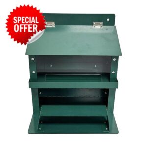 Metal Squirrel House Feeder – Heavy-Duty Weather-Resistant Feeding Box
