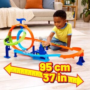 Stunt Tracks Rapid Cyclone Playset with 1:64 Scale Die-Cast Vehicle