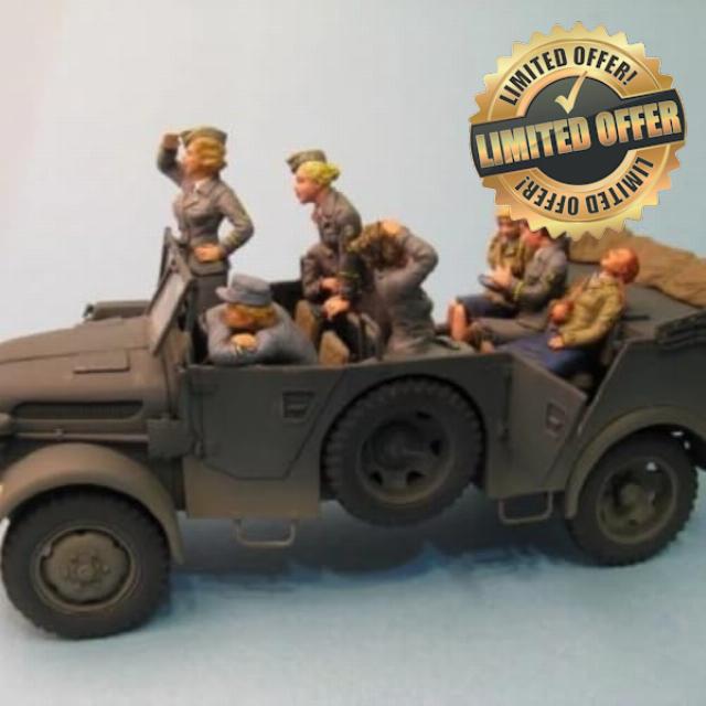 1/35 Scale Maiden and Chariot Female Support Staff 8 Figures (No Car) Microscene with Miniatures DIY Toy Unassembled Unpainted