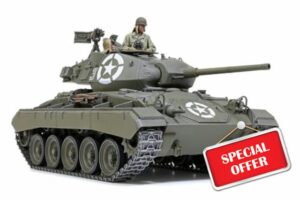 Tamiya 35391 1:35 US M24 Chaffee Euro Theater Model Kit Hobby Military Plastic Standing Model