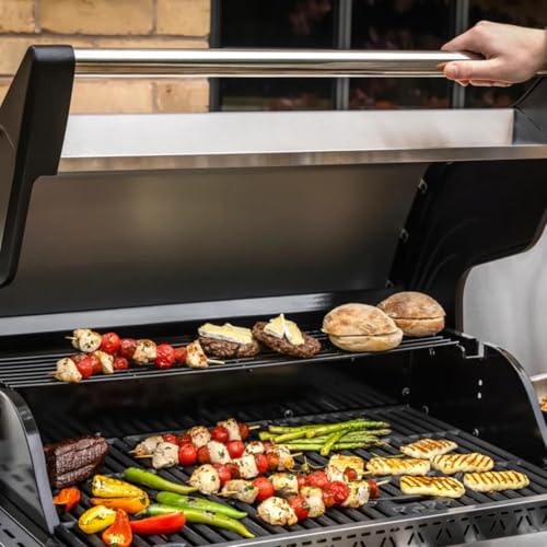 Side Burner & Built-In Temperature Gauge