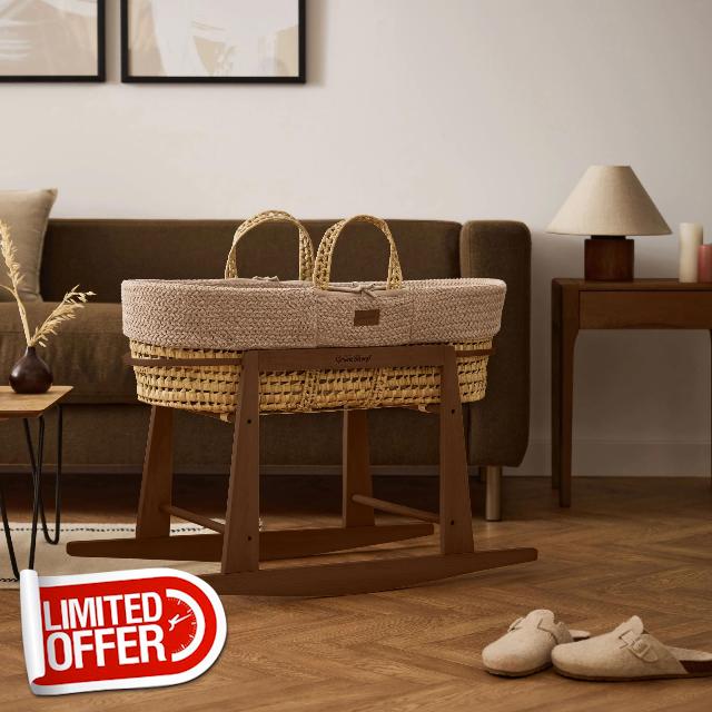 The Little Green Sheep Organic Wheat Knit Moses Basket Bundle