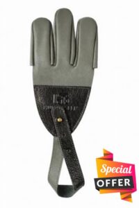 Premium Genuine Cow Leather 3-Finger Archery Shooting Glove – Adjustable Free-Size Finger Protector for Recurve Bow