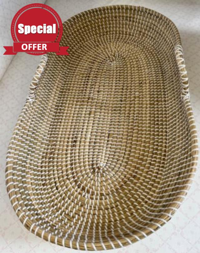 Baby Changing Basket Mat Hand Woven with Handles Natural Seagrass                                                          Basket Display Tray