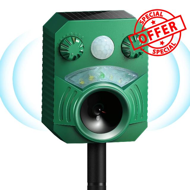 Ultrasonic Cat Repeller Solar Powered Marten Deterrent for Garden                                                          Animal Scarer with PIR Sensor & Powerful LED light