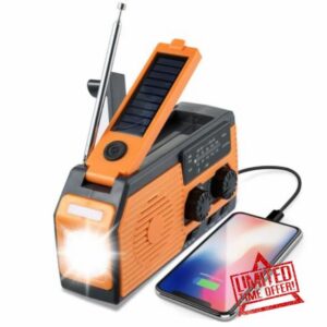 SafeNetto Wind Up Radio Solar Emergency Hand Crank AM FM (1 PCS)                                                          Flashlight